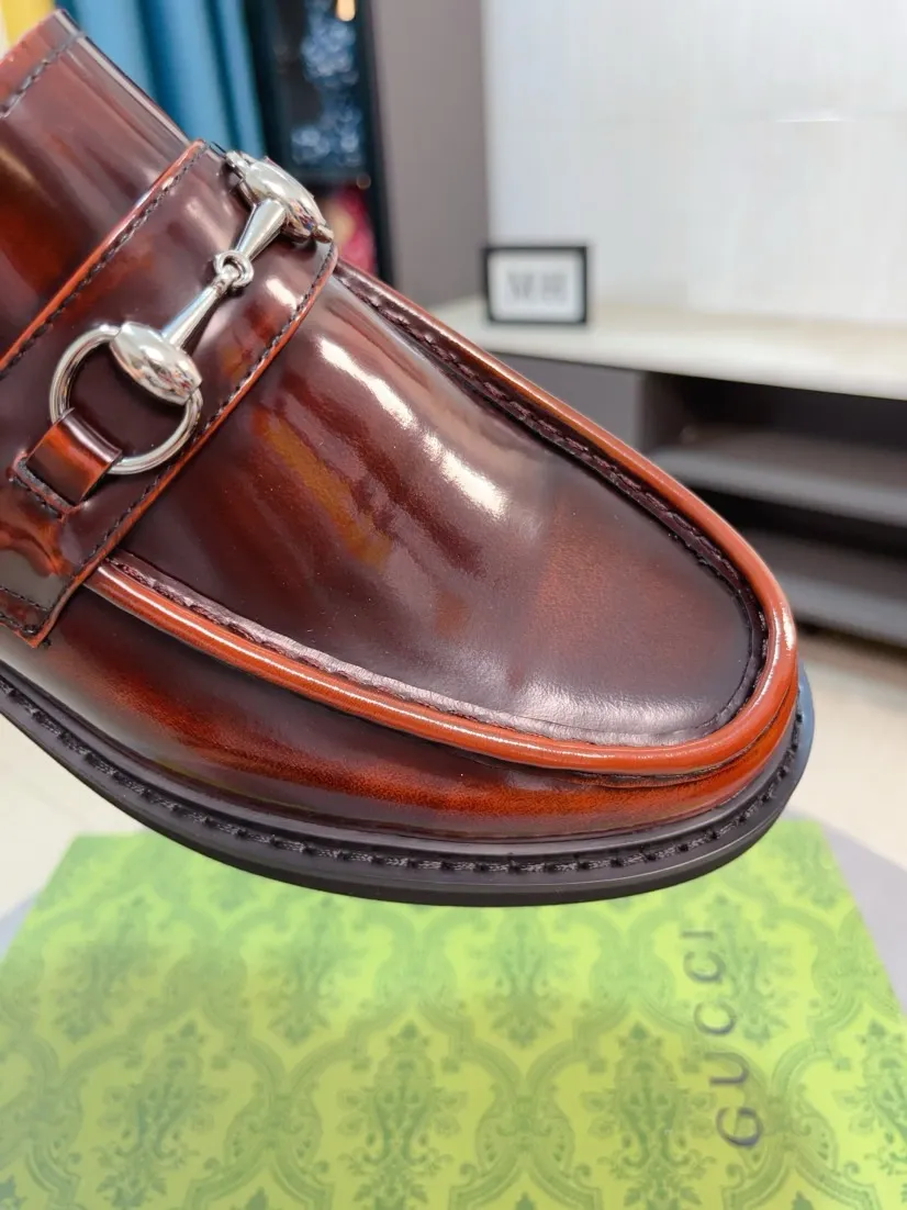Men's Men's Shoes💰560🌹🌹[GUCCI] Gucci leather shoes are the most popular classic. Synchronized with the official website, the upper is made of Italian first-layer cowhide ➕cowhide lining, with unique brand and unique craftsmanship. Highlighting the hot style of the new year. Stop hesitating, stop wandering, get it now. Number: 38--44